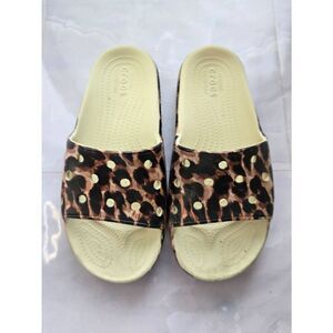 Crocs Womens Size 8 Leopard Print Flat Slide